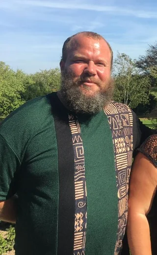 Help my little brother has gone missing v0 rtw9mt28js0f1